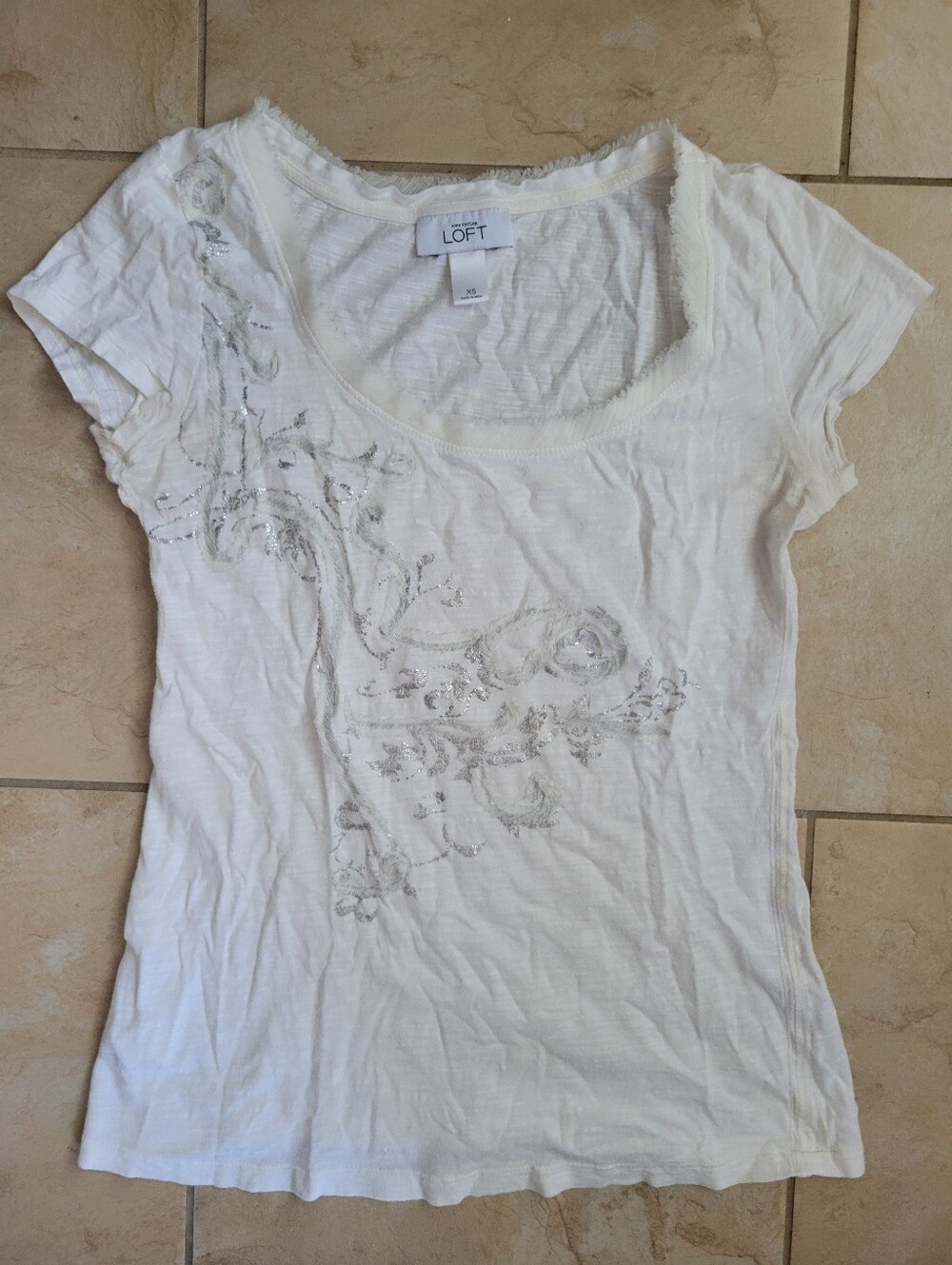 LOFT White Scoop Neck Tee with Silver Embellishment-XS